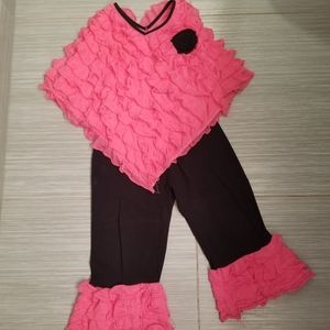 Girls Poncho w matching pants size 4/5